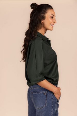  687 DARK GREEN